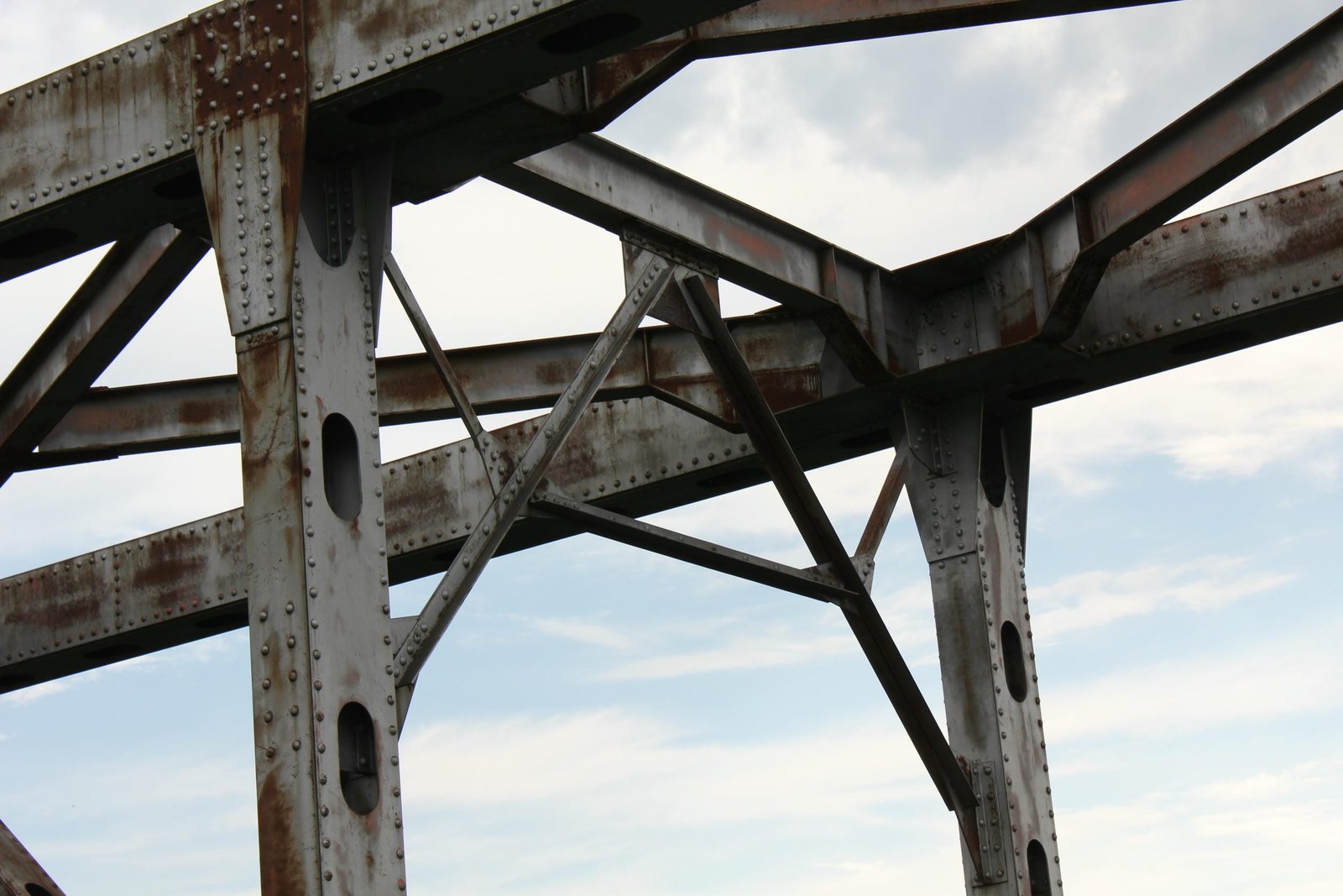 Sway bracing